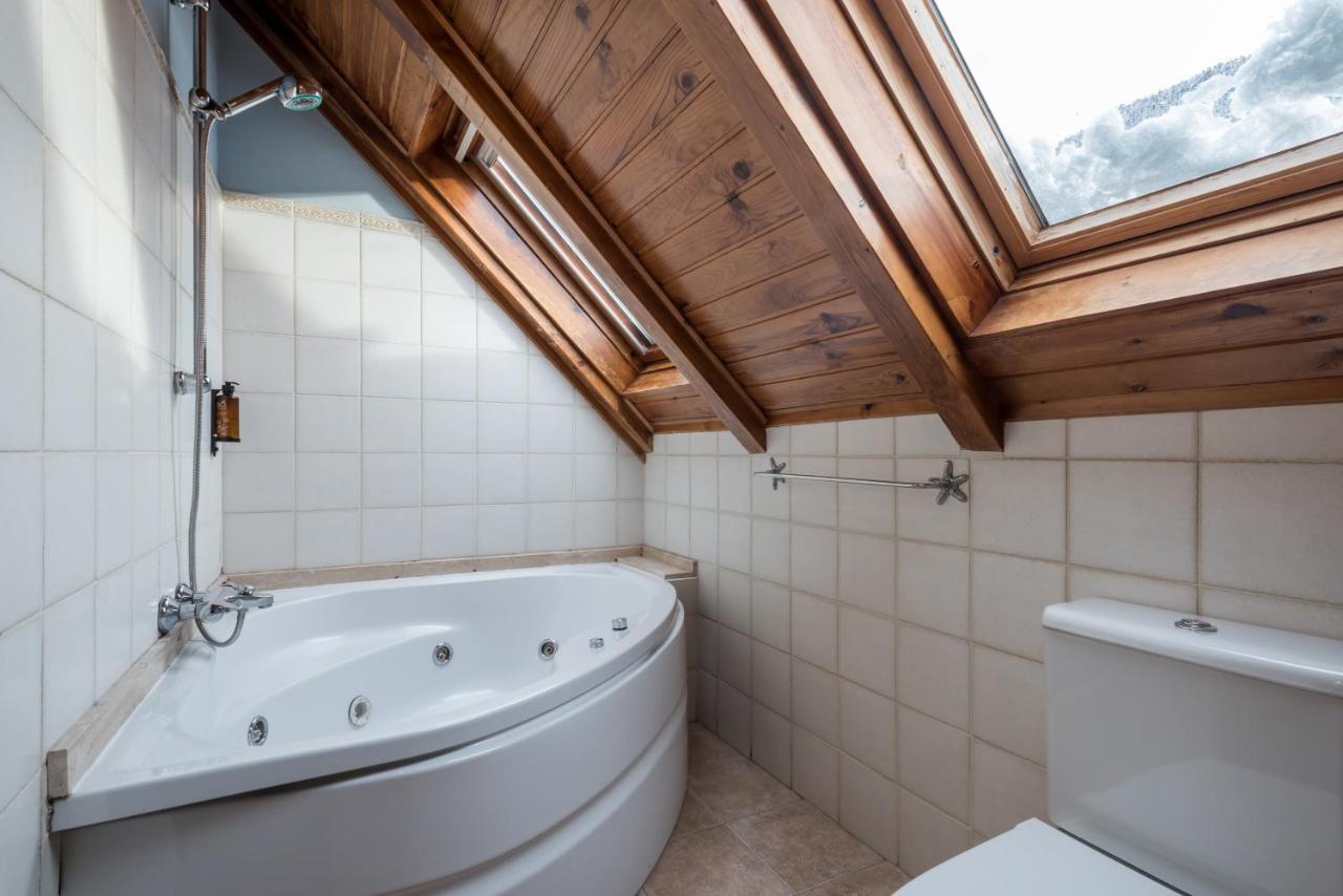 Hotel Snoe Colomers Salardú Extérieur photo
