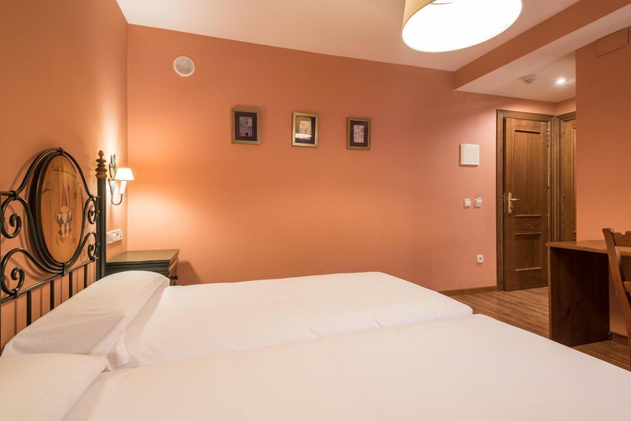 Hotel Snoe Colomers Salardú Extérieur photo